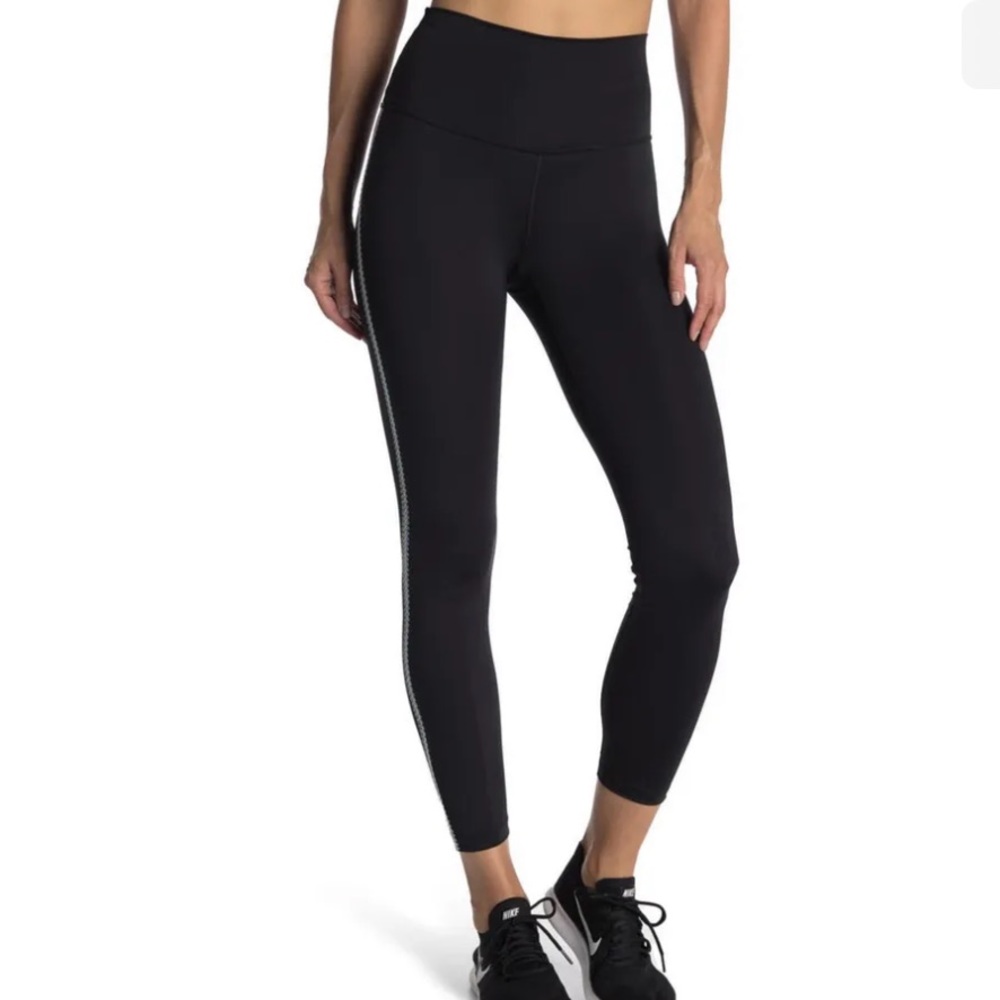 Nike Yoga NY Crochet Leggings